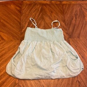 Old Navy maternity tank with removable straps